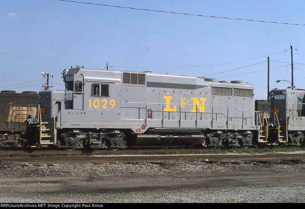 LN 1029